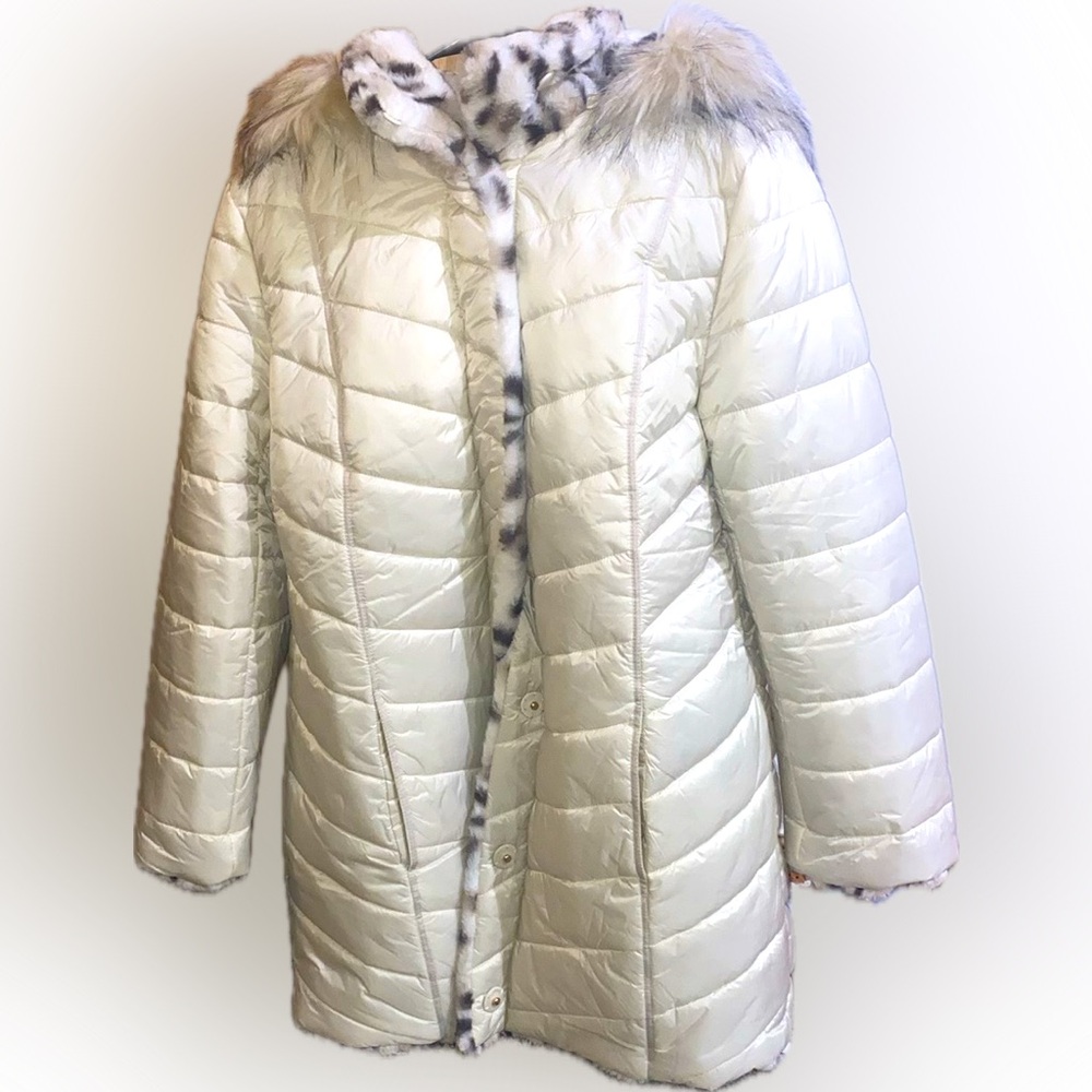 Dennis Basso Faux fur coat Size Medium